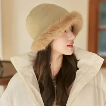 Женская зимняя шапка с толстым меховым краем, однотонная защита ушей, плюшевая шапка, защищающая от холода, мягкая декоративная милая зимняя шапка для свиданий